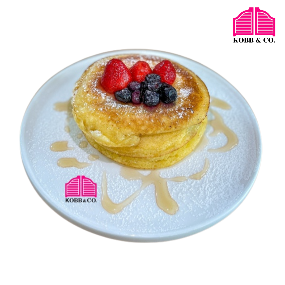 3 Stack Pancakes & Fruit (ทรีแพรเค้กแอดน์ฟรุท)