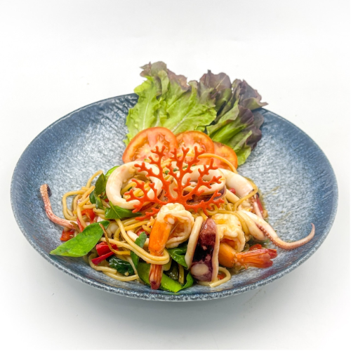 ผัดขี้เมาทะเล (Spicy Seafood Spaghetti Pad Kee Mao)