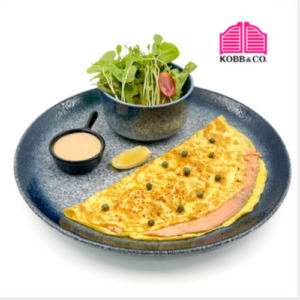 Smoked Salmon Omelette (สโมกซอลม่อนอมเลท)