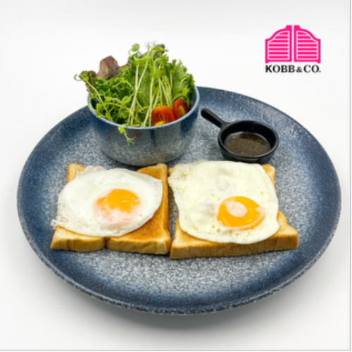 Eggs on Toast (เอกออนโทส)