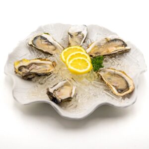 Oysters 6 Half Dozen Natural หอยนางรมธรรมชาติ 6 ตัว