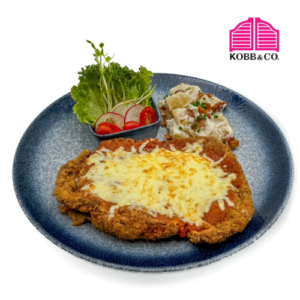 Beef Schnitzel Parmigiana (เนื้อชนิทเซลพาร์เมซาน)