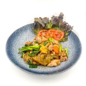 ผัดซีอิ๊ว หมู / ไก่ (Flat Noodle Soy Sauce Pork Chicken)