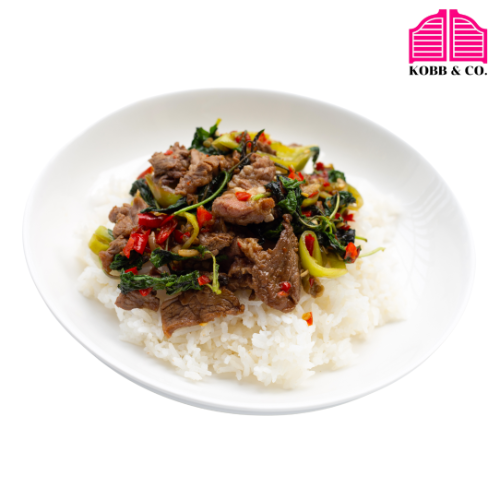 กะเพราเนื้อราดข้าว (Kapow Beef Rad Khow)